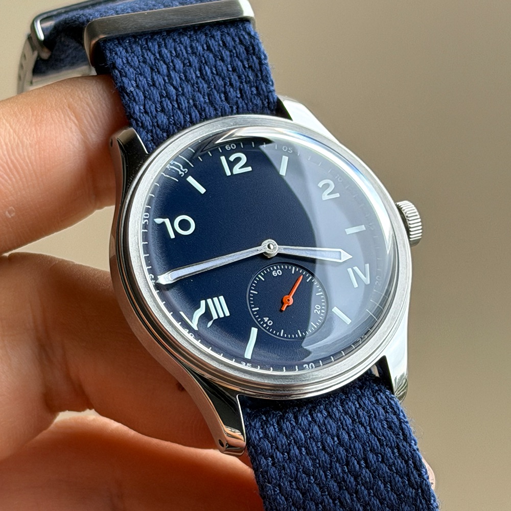 Seiko Watch Presage - นาฬิกาข้อมือผู้ชายแบบกลไกกันน้ำ สีฟ้าแคลิฟอร์เนีย ดีไซน์เรียบหรูสำหรับธุรกิจ รุ่น ZLONF