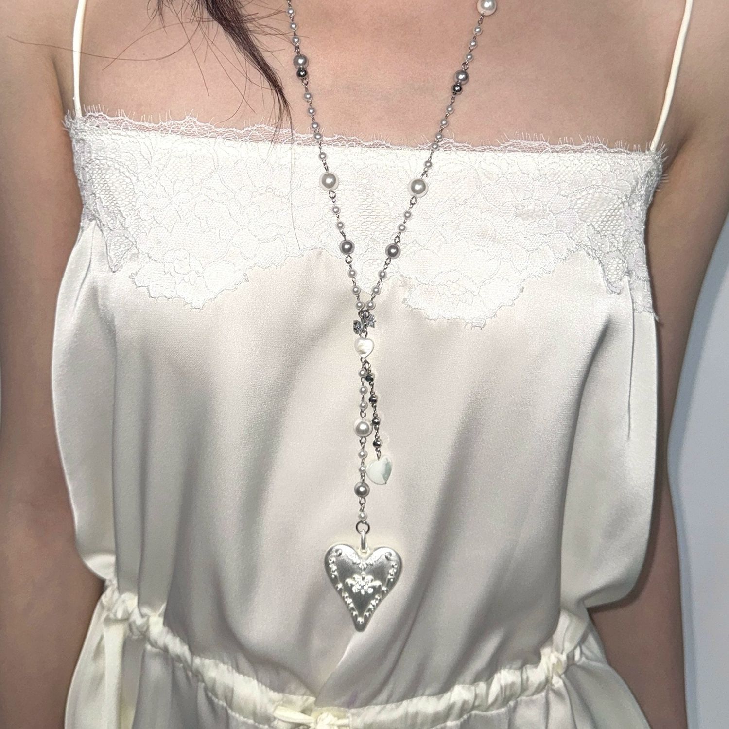 สร้อยคอจี้มุกผีเสื้อ ของขวัญสำ - Butterfly Clasp Deployant บทวิจารณ์และราคา